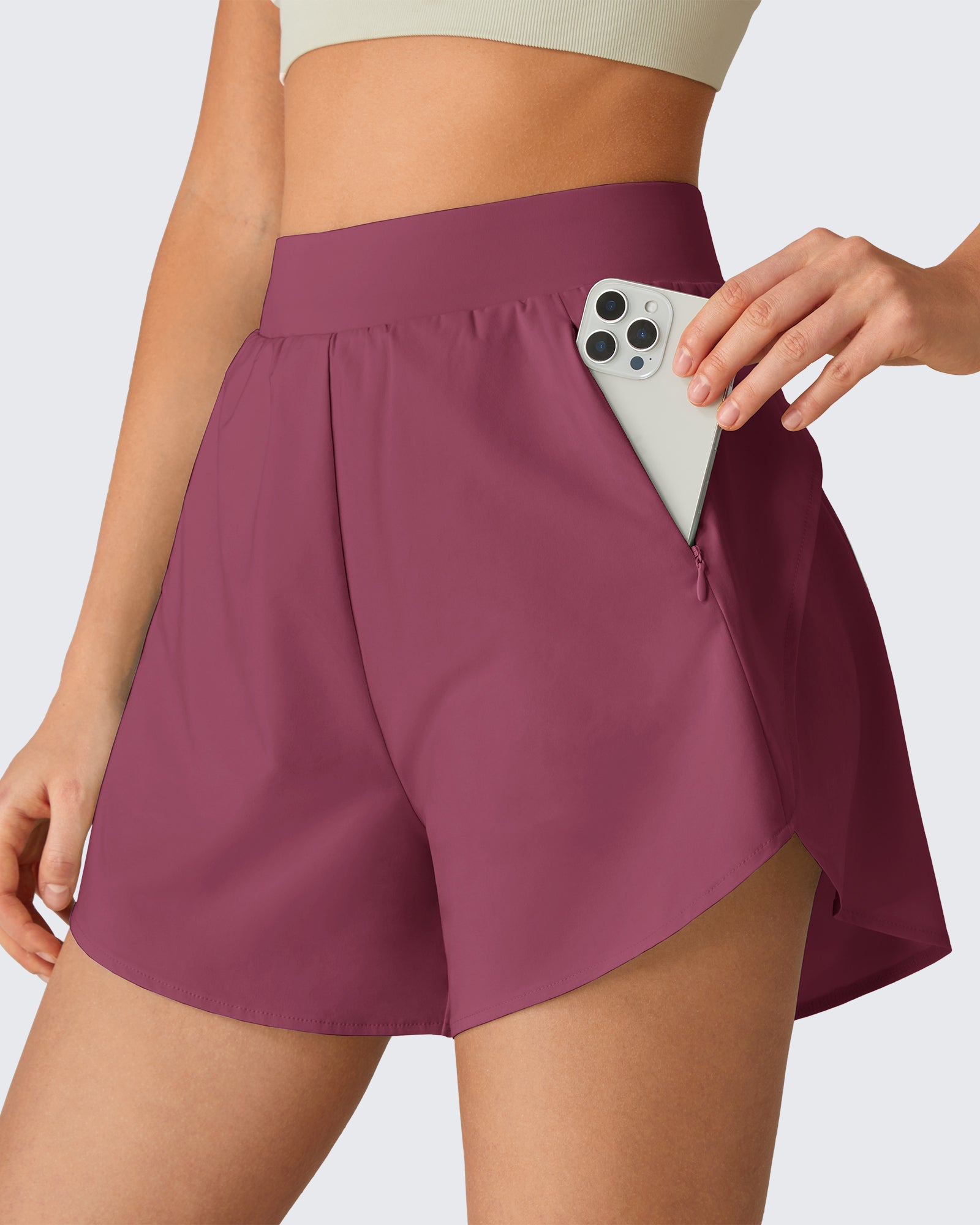 G4Free Chillwhisp 2.5" Dolphin Hem Running Shorts with Pockets