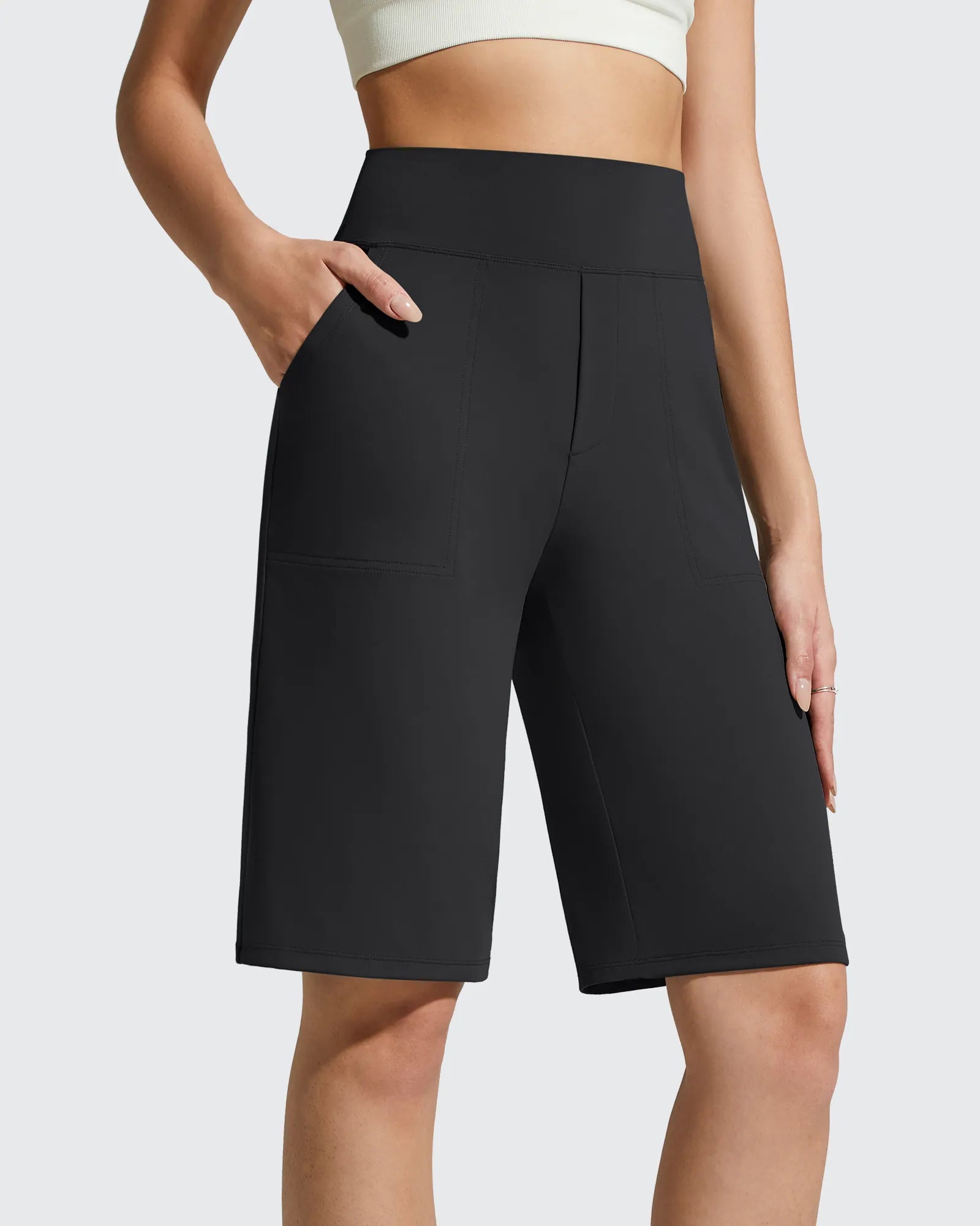 EverGoing Bermuda Pockets Knee Length Shorts 10"