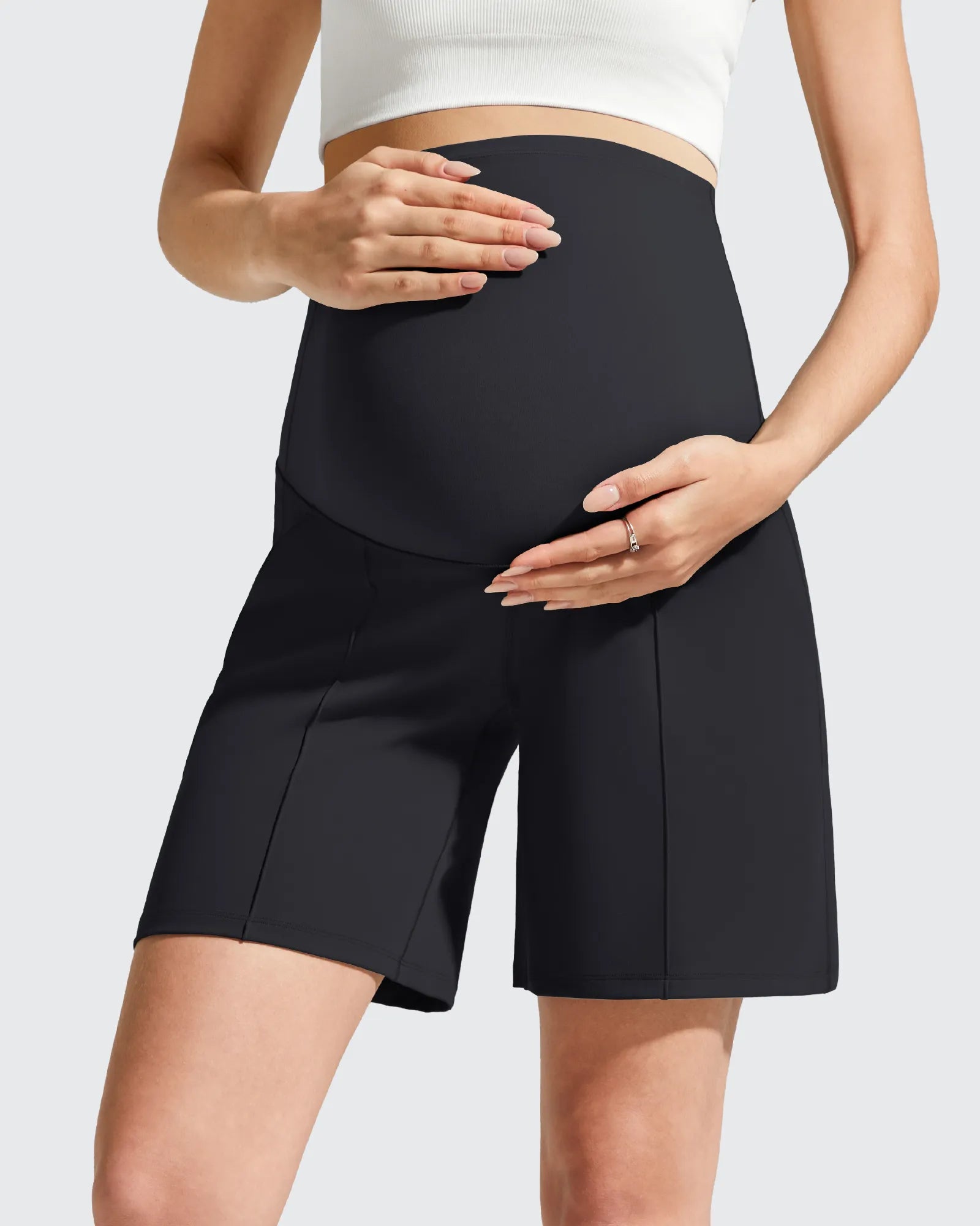 Evergoing Front Pleats Pockets Maternity Shorts