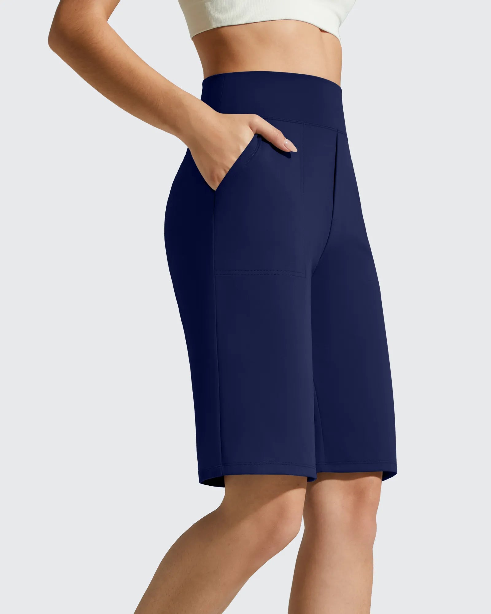 EverGoing Bermuda Pockets Knee Length Shorts 10"