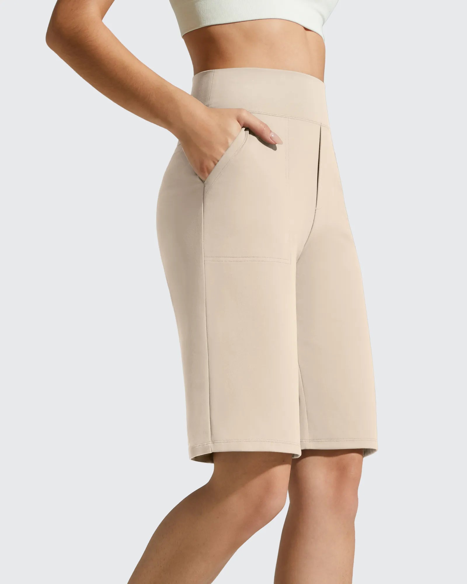 EverGoing Bermuda Pockets Knee Length Shorts 10"