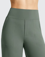 EverGoing Bermuda Pockets Knee Length Shorts 10"