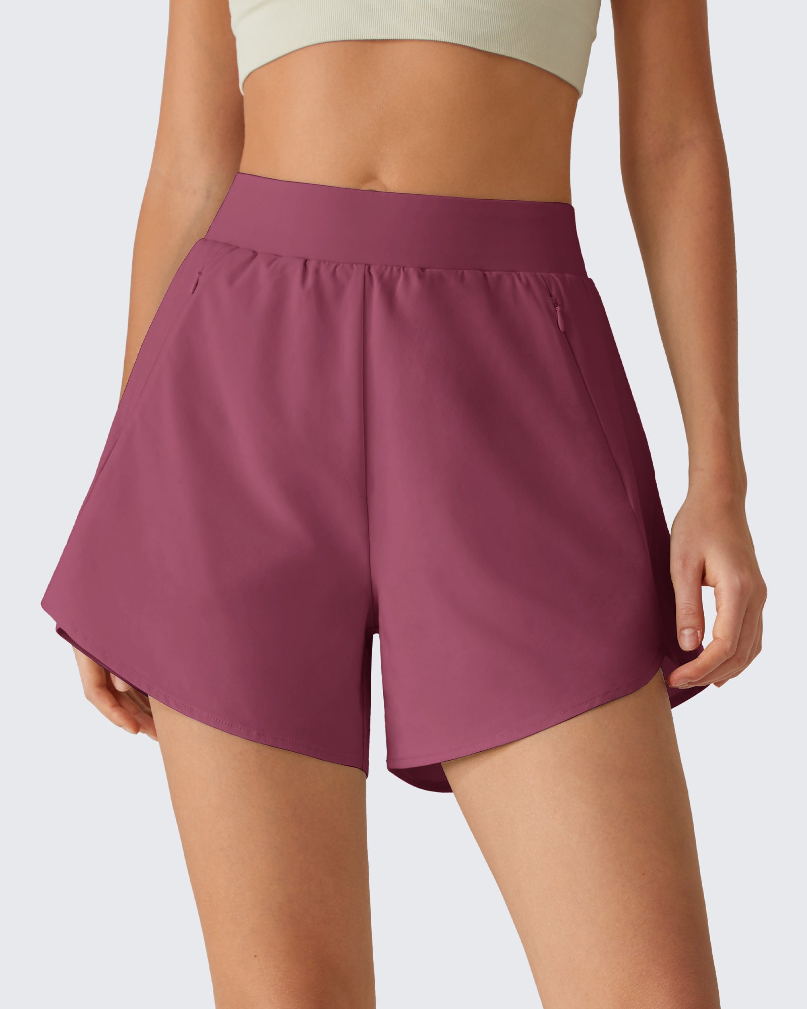 G4Free Chillwhisp 2.5" Dolphin Hem Running Shorts with Pockets