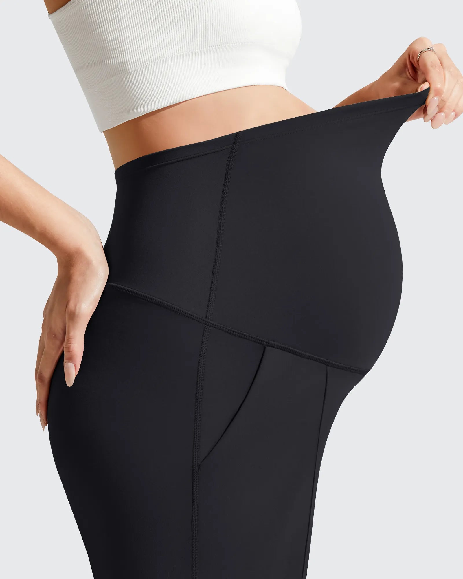Evergoing Front Pleats Pockets Maternity Shorts