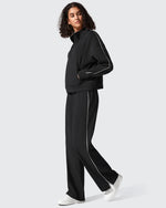Smoofit Half-Zip White Piping Mock Neck Pullover Sweatshirts