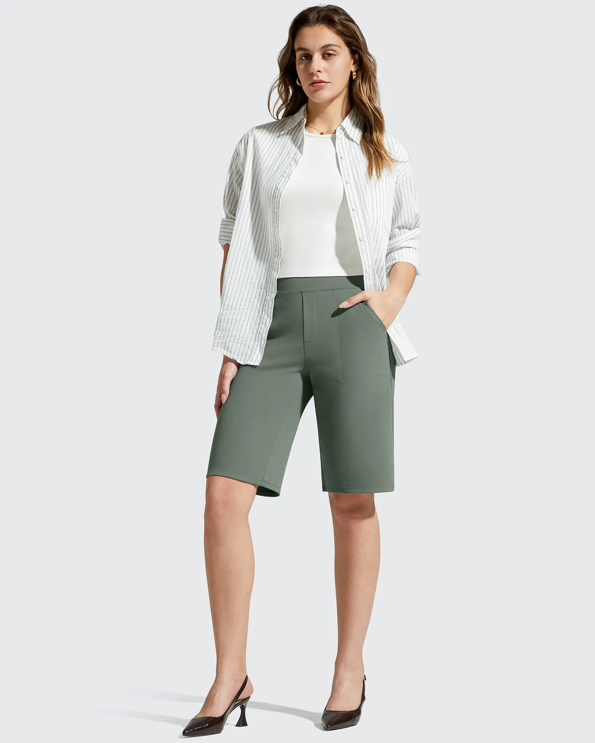 EverGoing Bermuda Pockets Knee Length Shorts 10"