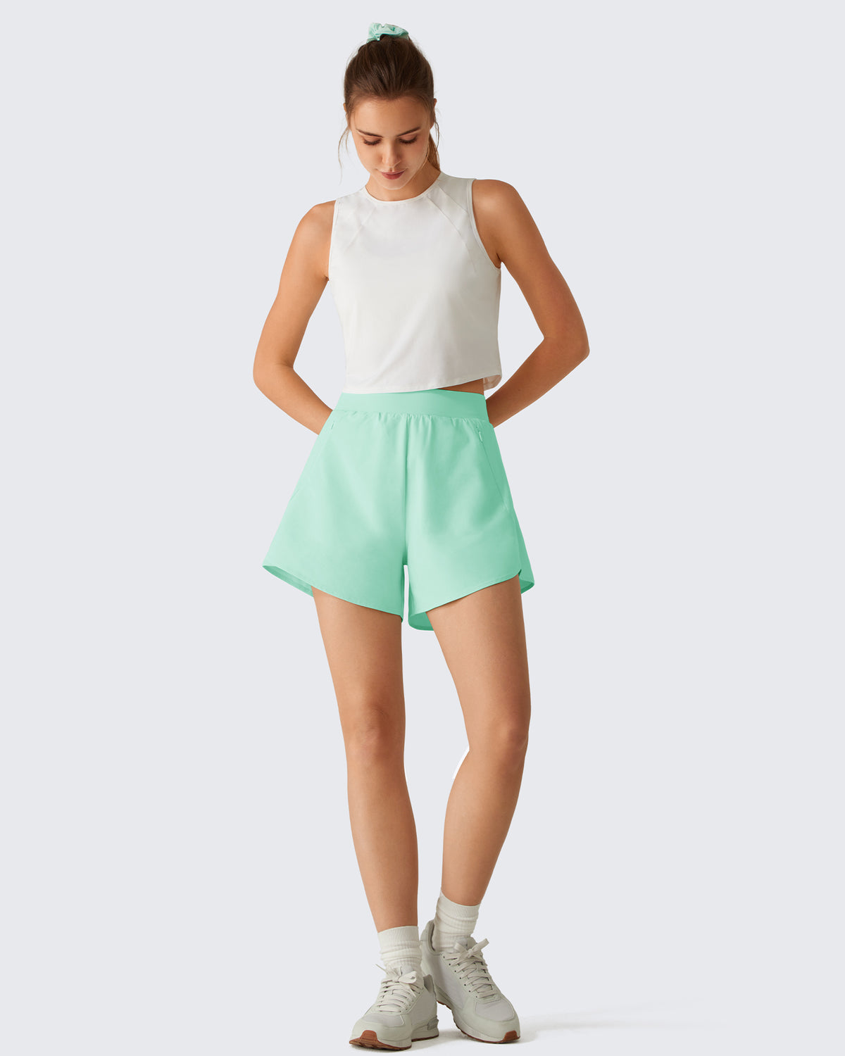 G4Free Chillwhisp 2.5" Dolphin Hem Running Shorts with Pockets
