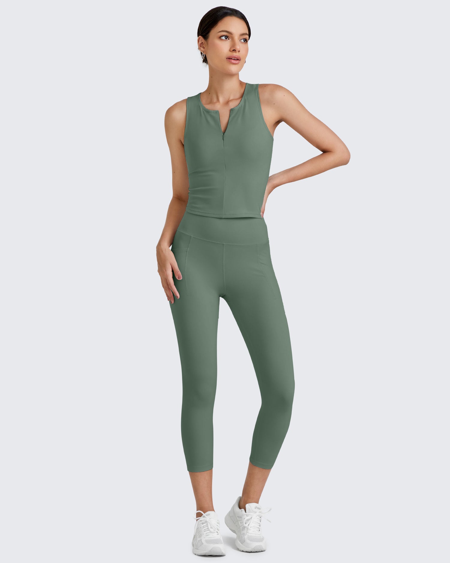 G4Free - BareFeel Half Zip Cropped Workout Tank Tops -GF25L394CA-S