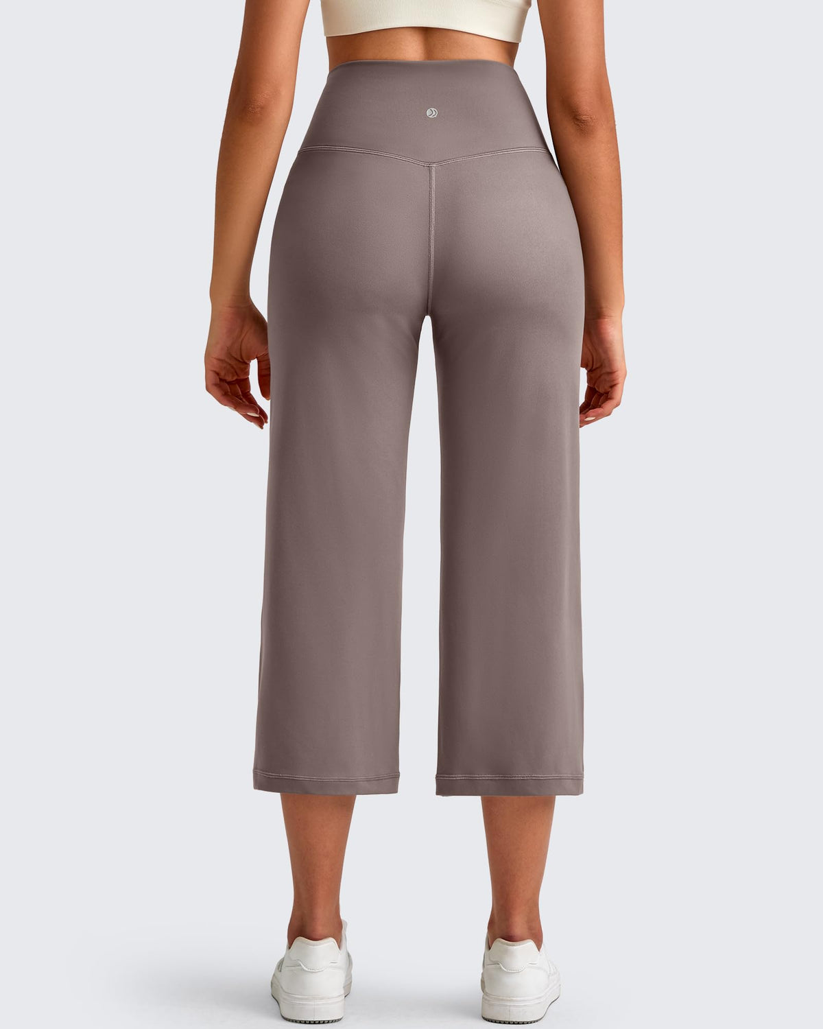 G4Free - BareFeel High Waist Capri Pants -GF25J494AA-S