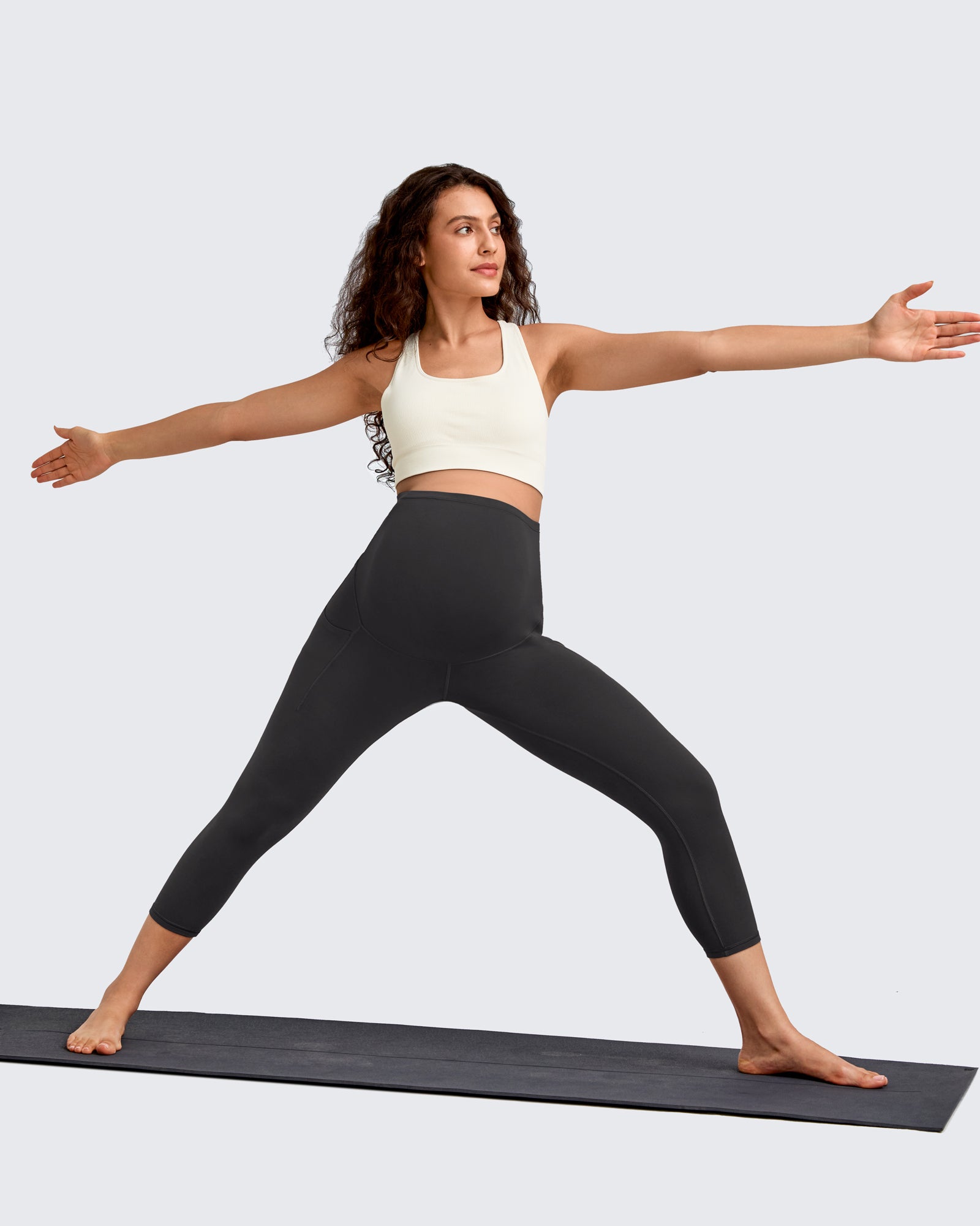 G4Free - BareFeel Pregnancy Capri Leggings 21'' -GF25AY500AA-S