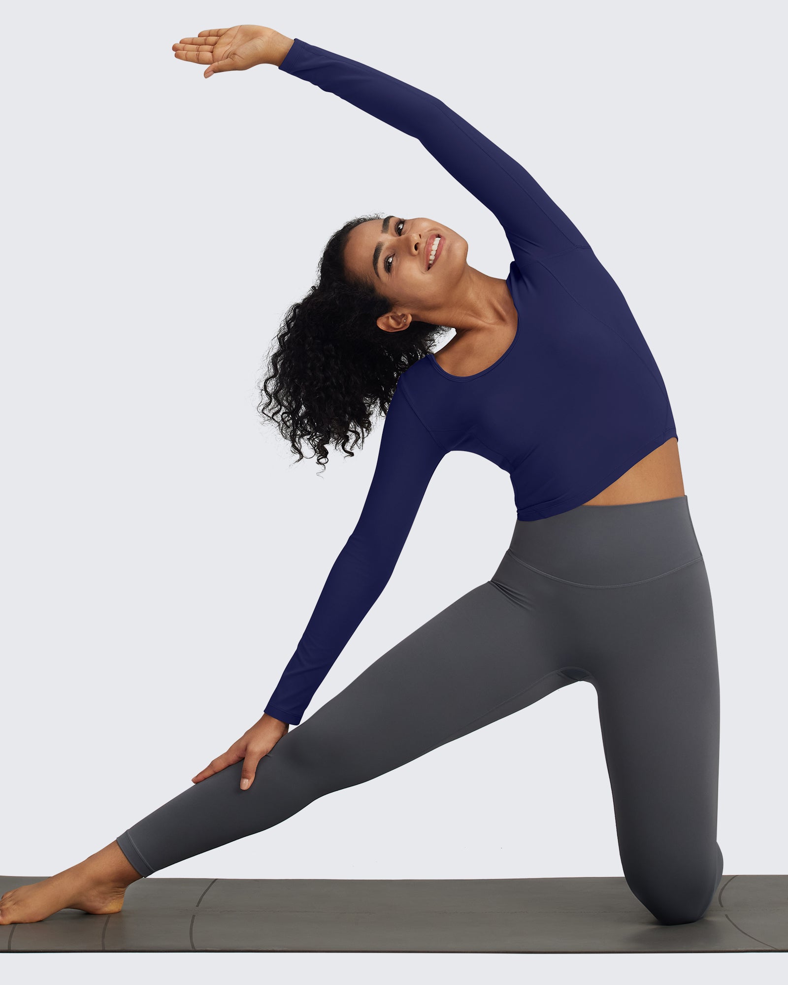 G4Free - BareFeel Slim Scoop Neck Open Back Long Sleeve -GF24B233AA-S