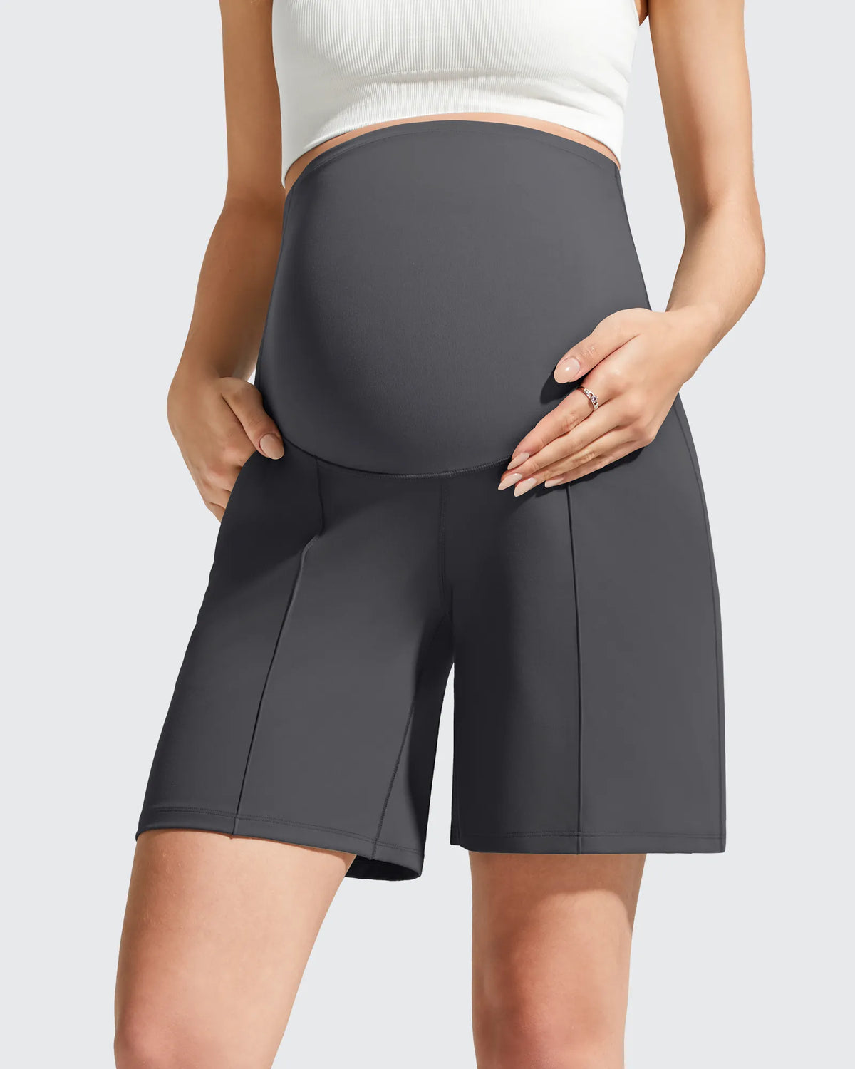 G4Free - Evergoing Front Pleats Pockets Maternity Shorts -GF26EY794C001A-S