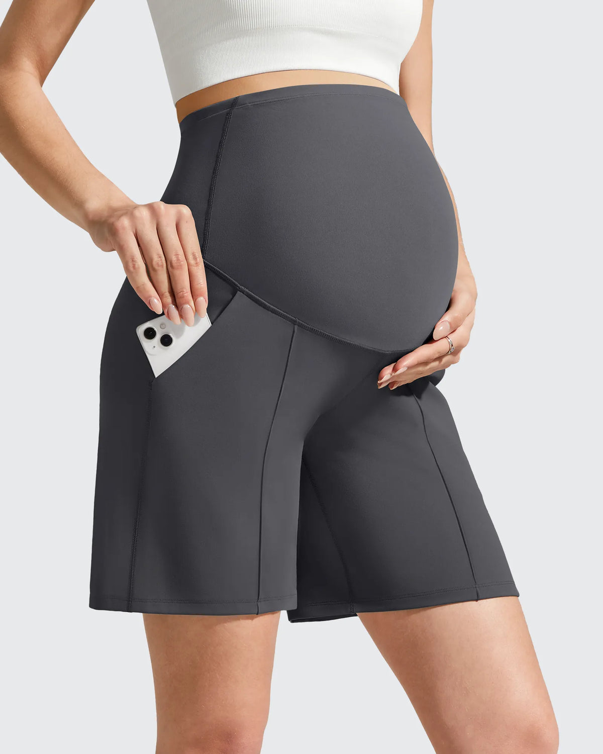 G4Free - Evergoing Front Pleats Pockets Maternity Shorts -GF26EY794F001A-S