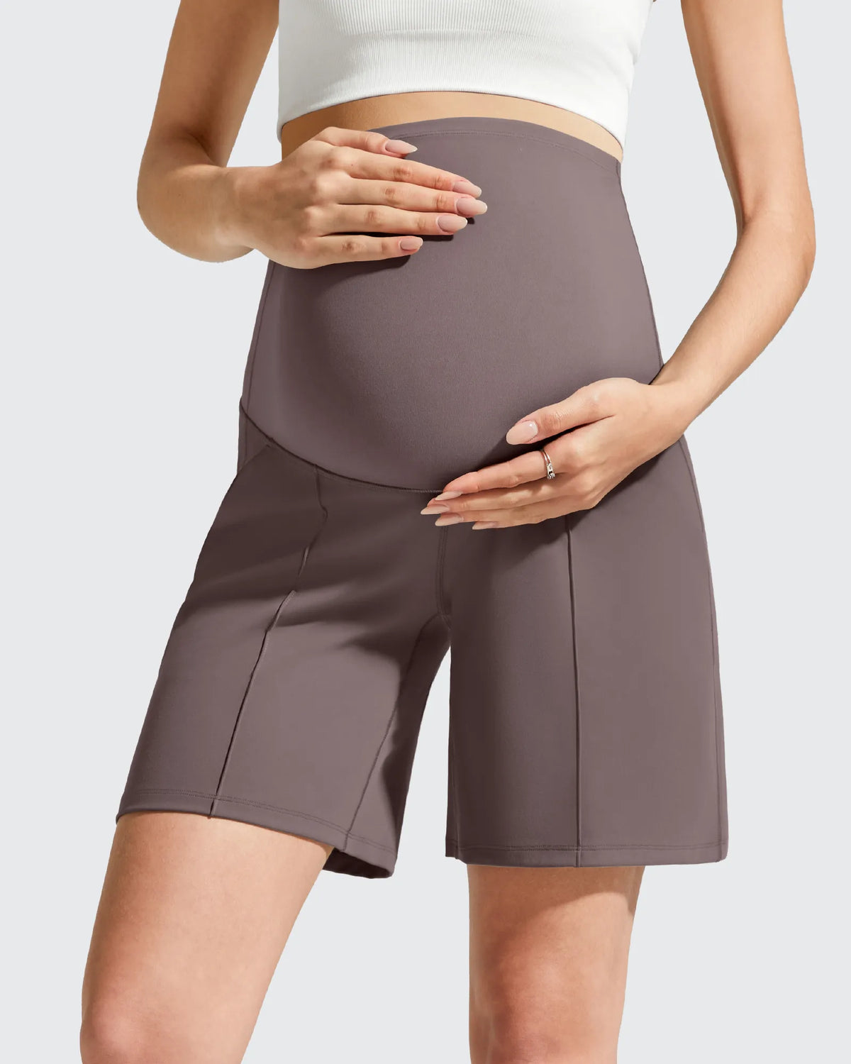 G4Free - Evergoing Front Pleats Pockets Maternity Shorts -GF26EY794F001A-S