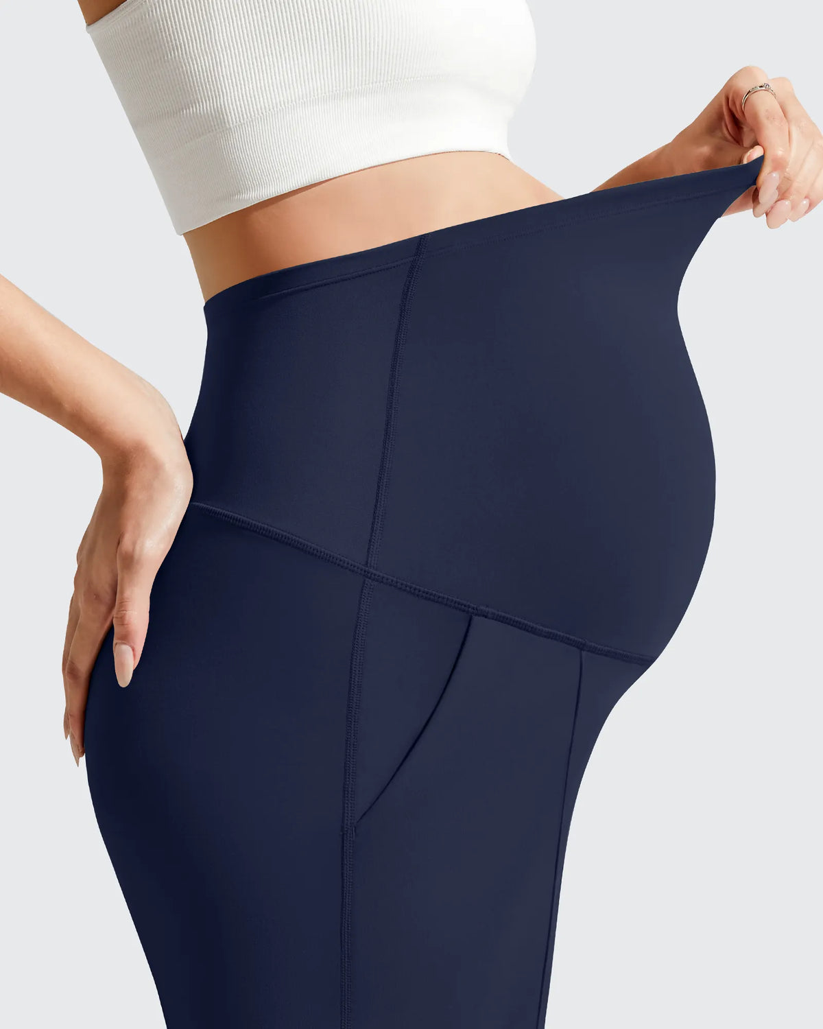 G4Free - Evergoing Front Pleats Pockets Maternity Shorts -GF26EY794F001A-S