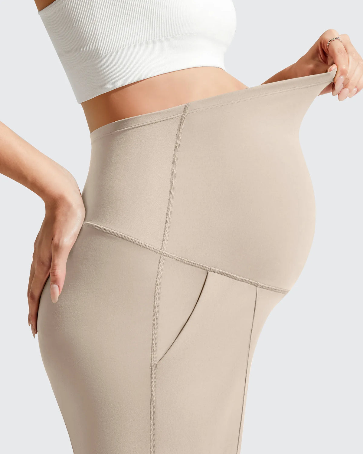 G4Free - Evergoing Front Pleats Pockets Maternity Shorts -GF26EY794F001A-S