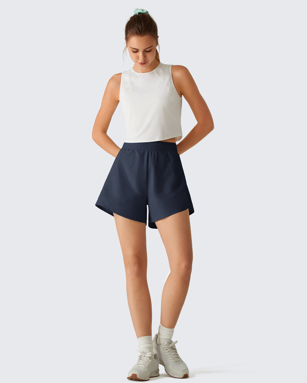 G4Free - G4Free Chillwhisp 2.5" Dolphin Hem Running Shorts with Pockets -GF26E842A001A-S