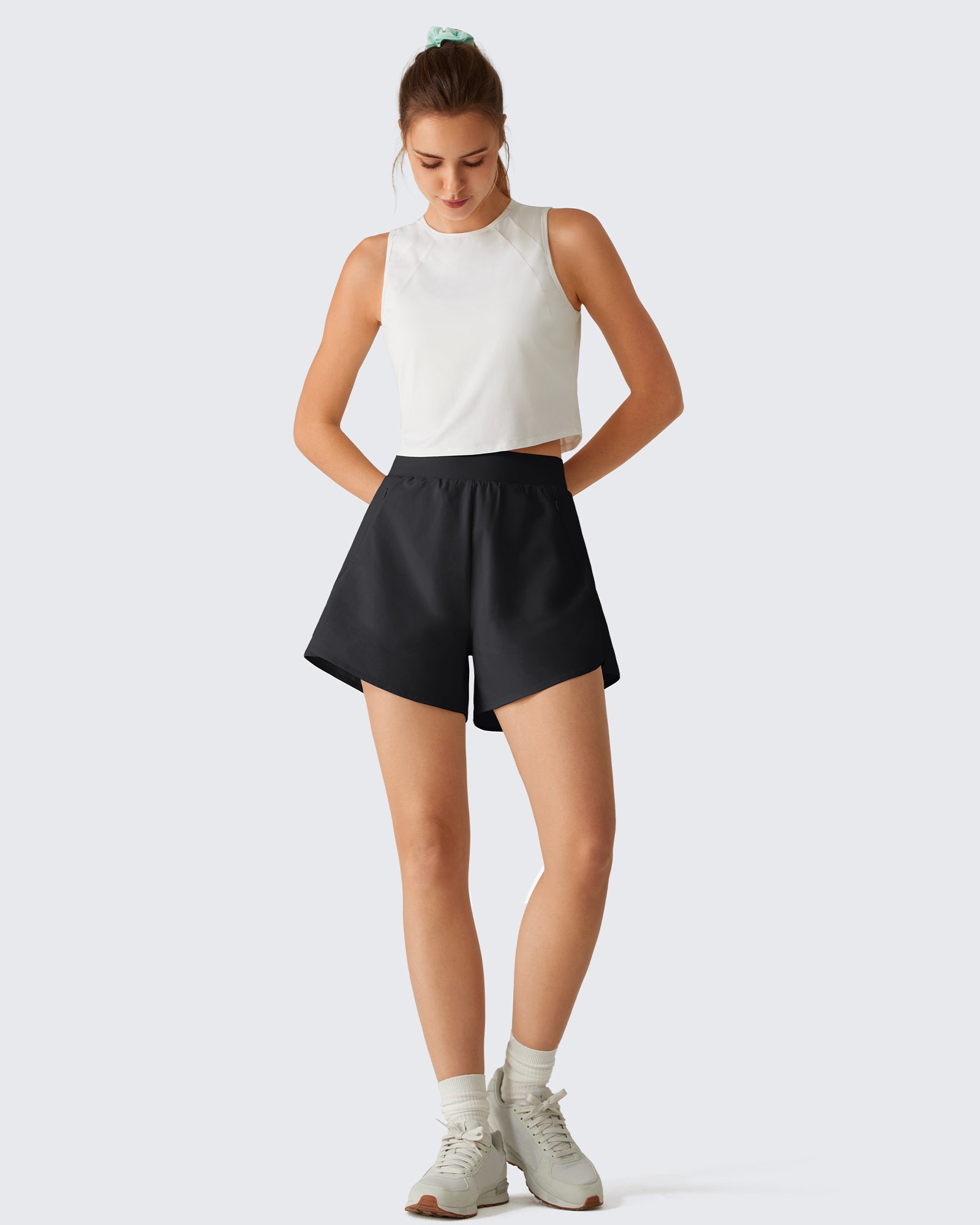 G4Free - G4Free Chillwhisp 2.5" Dolphin Hem Running Shorts with Pockets -GF26E842A001A-S