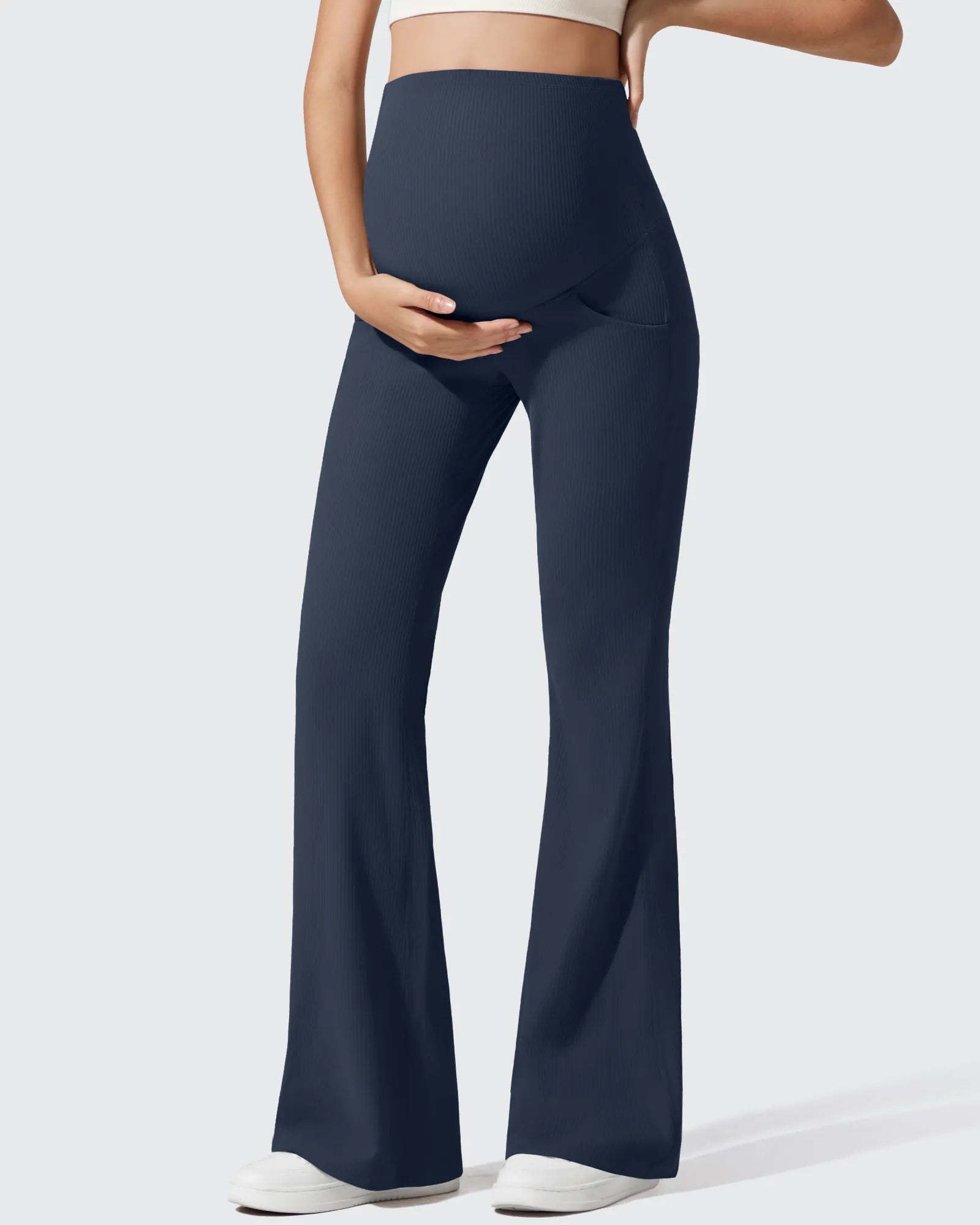 G4Free - Ribbed Maternity Flare Yoga Pants with Pockets -GF25AY587AA-S