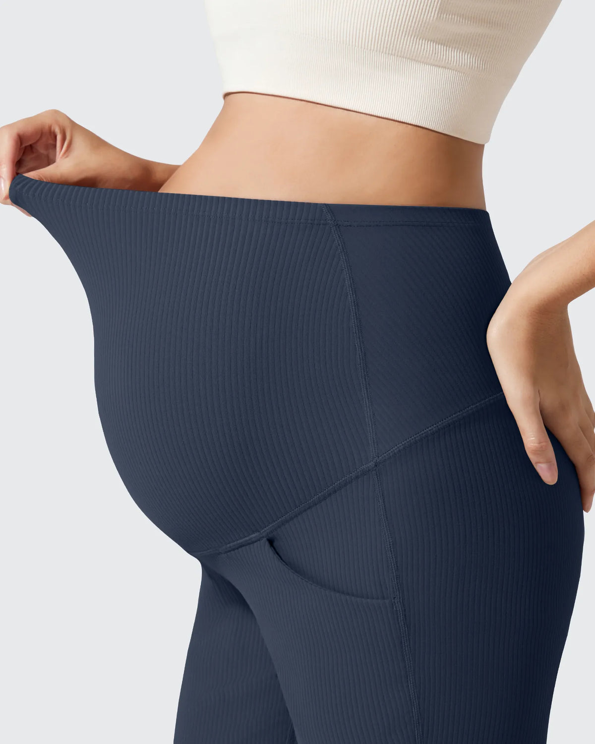 G4Free - Ribbed Maternity Flare Yoga Pants with Pockets -GF25AY587AA-S
