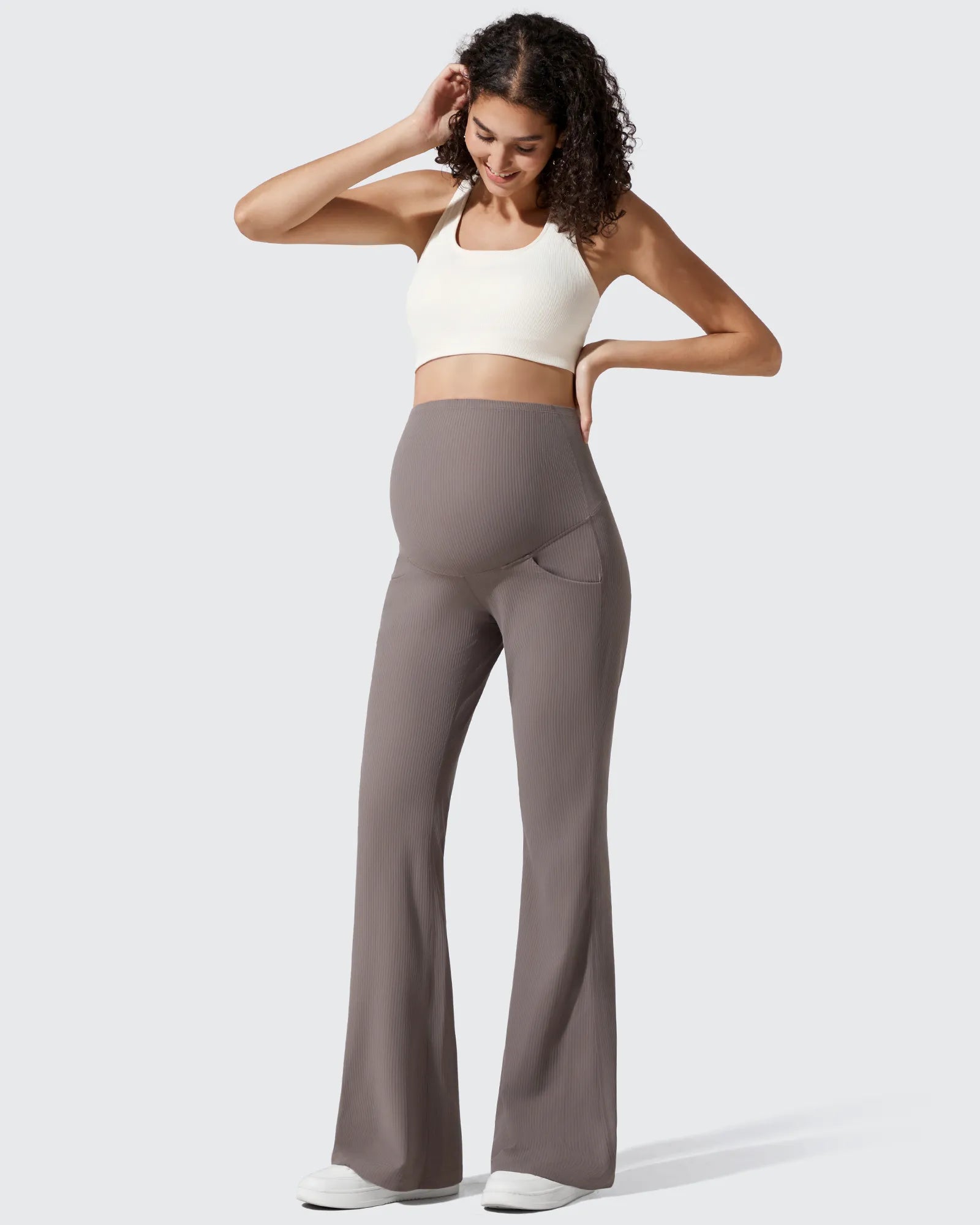 G4Free - Ribbed Maternity Flare Yoga Pants with Pockets -GF25AY587AA-S