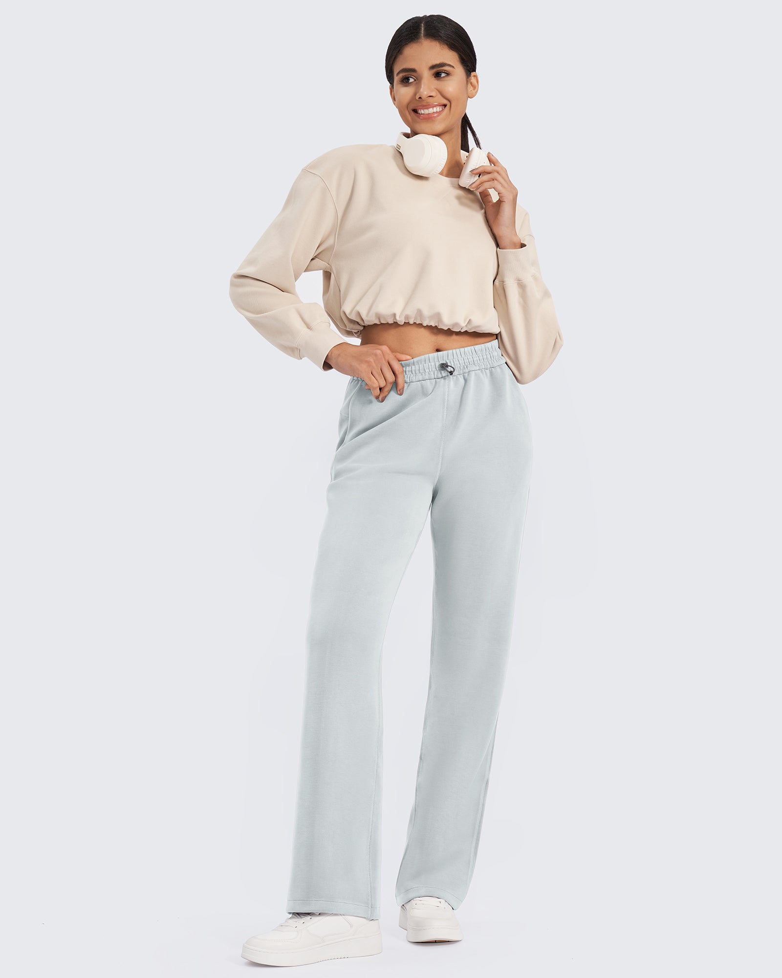 G4Free - Smoofit Mid-Waist Wide Leg Sweatpants Short -GF25J472AA-S